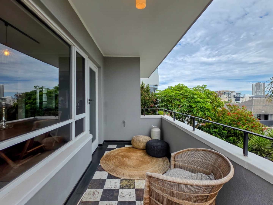 To Let 2 Bedroom Property for Rent in Sea Point Western Cape